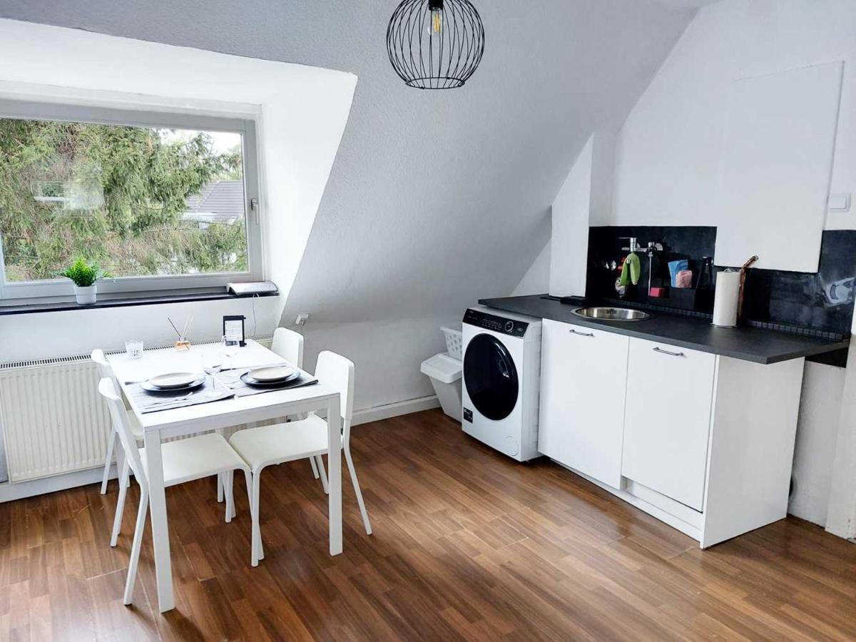 Apartment Cozy With Garden In