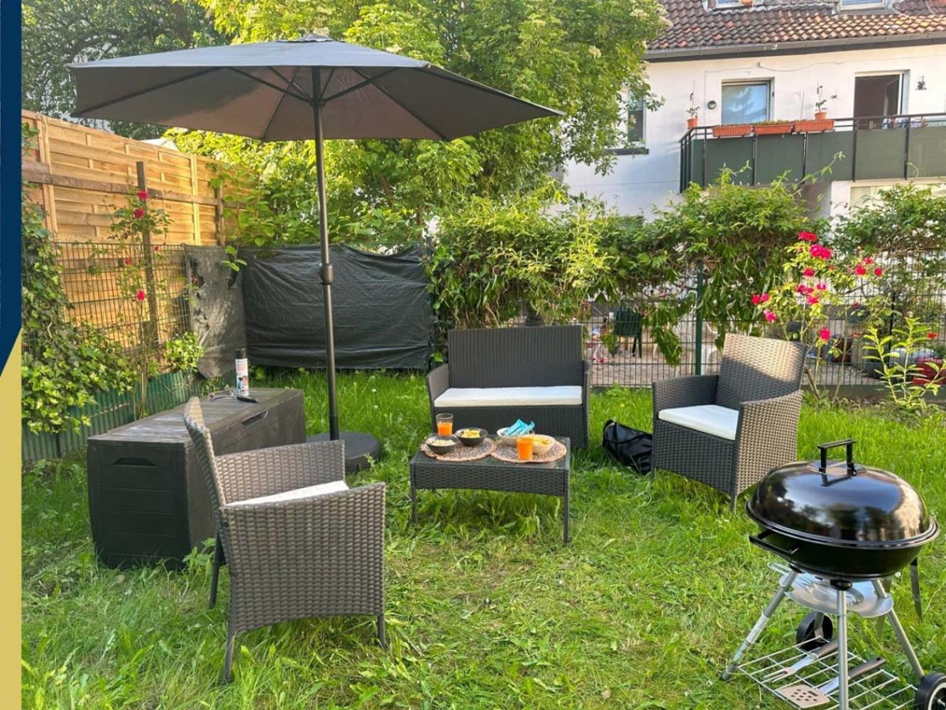 Apartment Cozy With Garden In *